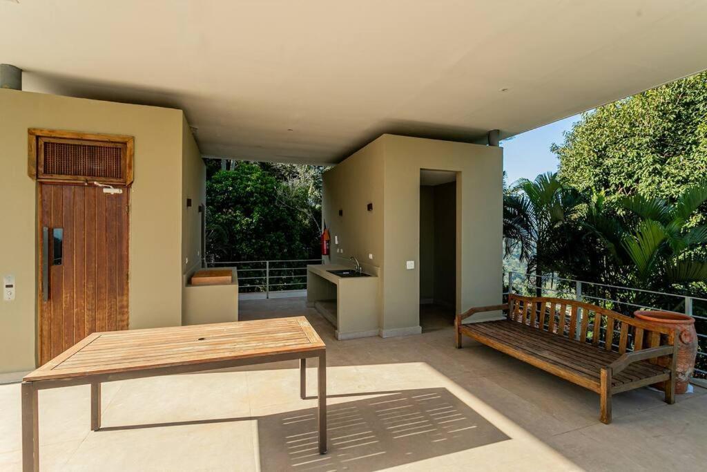 Villa D'exception A Joa